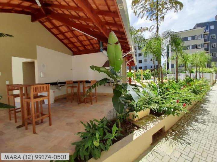 Jardim Palmeiras Ii - Apartamento *